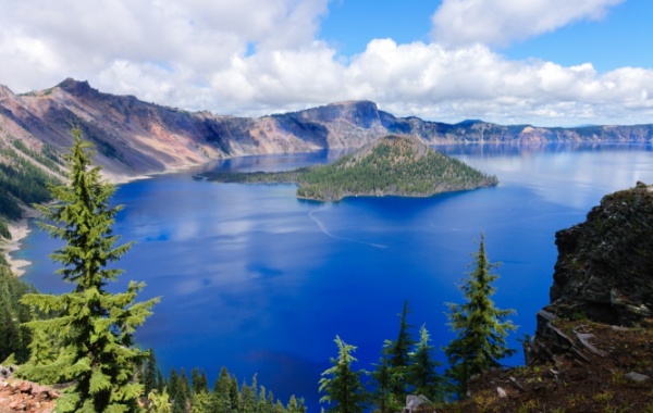 NP Crater Lake