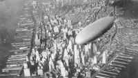 Manhattan Zeppelin